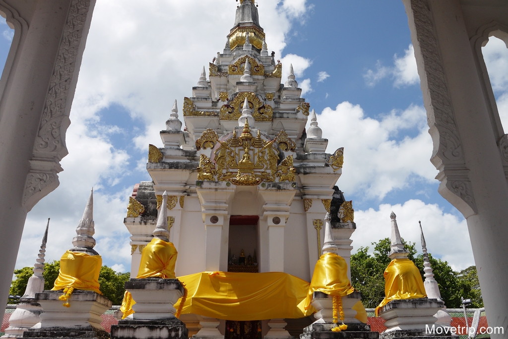 Wat-Phra-Borommathat-Chaiya-Ratchaworawihan-Surat-Thani-18