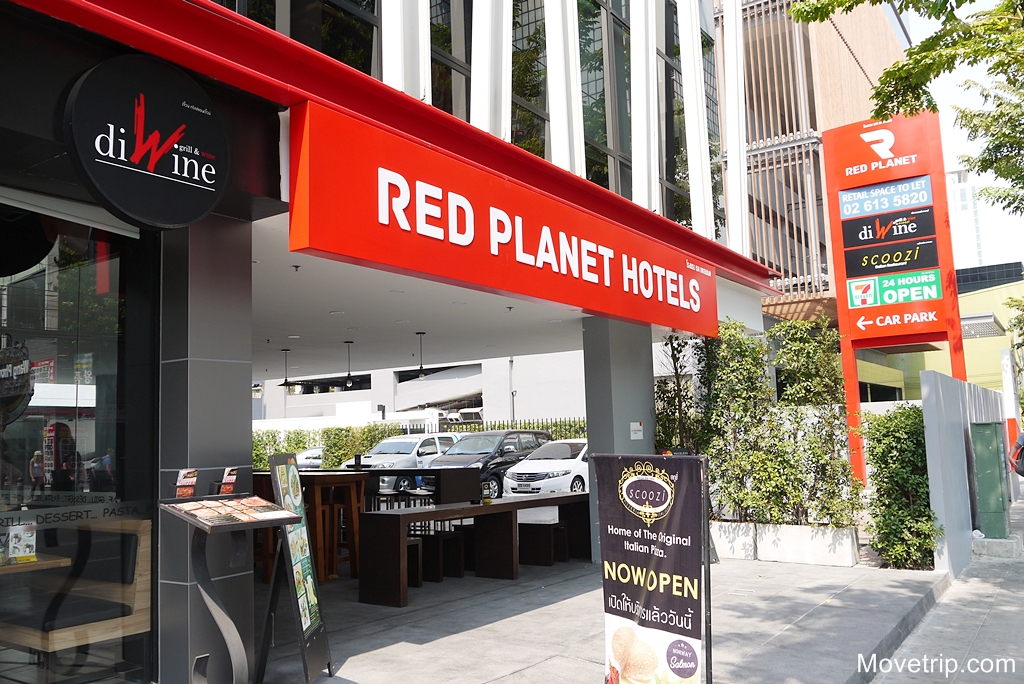 red-planet-hotel-surawong-bangkok-5