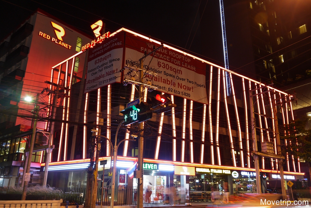 red-planet-hotel-surawong-bangkok-74