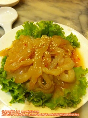 ยำแมงกะพรุนน้ำมันงา