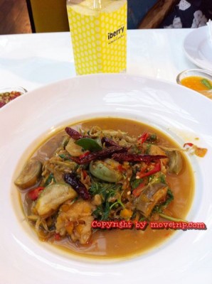 ปลาดอลลี่ผัดฉ่า