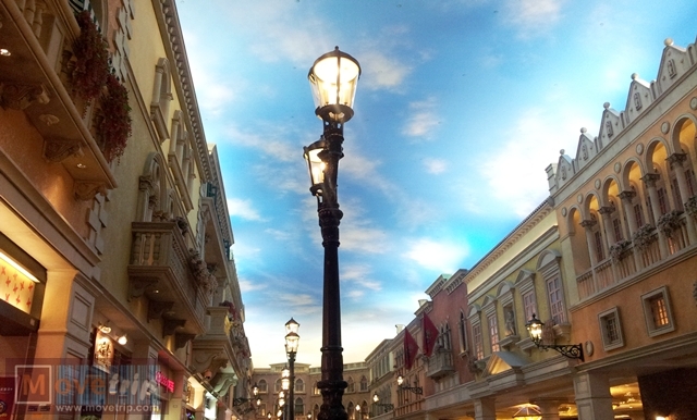 review-the-venetian-macao-luxury-resort-hotel-shopping-4